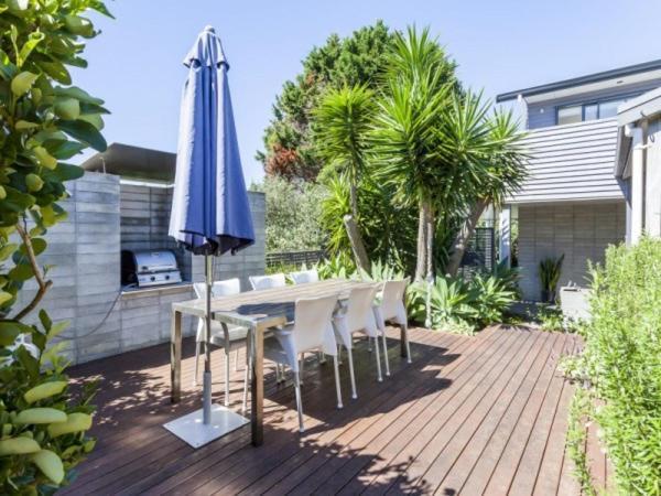 Hahei Beach House - 3 Bedroom ภายนอก รูปภาพ
